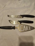 3 Unique Kitchen Knives Cake, Cheese And Pizza Cut Out On Serrated Blades.. Fixed Price $15.00.