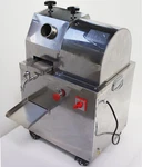 Juicer Press Electric 3ROLLERS Machine 1500W 110V. Fixed Price $638.27.