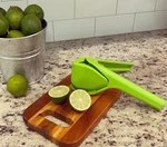 Dreamfarm Lime Fluicer Manual Citrus Juicer Squeezer Green Kitchen Tool New. Fixed Price $10.95.