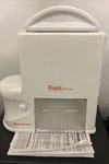 Toastmaster Bagel Perfect Automatic Slicer 6125 Electric White Dual Blade. Fixed Price $31.00.