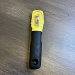 Oxo Good Grips Corn Peeler Vertical Non-slip Yellow Stainless Blade. Fixed Price $5.99.