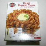 Onion Blossom Maker Vegetable Slicer Tool With Core Remover Norpro Slicing Guide. Fixed Price $24.99.