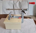 Pampered Chef Apple Peeler Corer Slicer With Optional Wooden Stand - Never Used. Fixed Price $19.99.