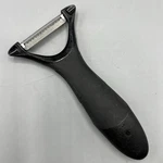 Pampered Chef Julienne Peeler Serrated Vegetable 1073 Appetizer Right /left Hand. Fixed Price $14.99.