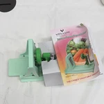 Vollum 3-BLADE Vegetable Spiralizer Manual Turning Slicer Green VTS01. Fixed Price $15.99.