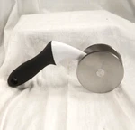 Oxo Good Grips 2 Blade Salad Pizza Chopper Double Wheel Cutter. Fixed Price $10.64.