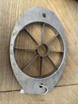 Vintage Ekco Hammered Apple Pear Fruit Corer Slicer Kitchen Tool Textured Metal. Fixed Price $7.00.