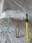 Vtg Kitchen Utensils, Tupperware 1/2 Tsp Spoon, Cheese Slicer, Potato Peeler. Fixed Price $13.50.