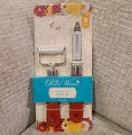 New Pioneer Woman Frontier Collection Peeler Set Swivel & Julienne Red. Fixed Price $27.95.