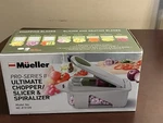 Mueller MC-810 Gn Chopper/slicer/spiralizer, Blades, White/green. Fixed Price $20.00.