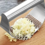 Garlic Press Stainless Steel Crusher Mincer Chopper Peeler Squeeze Ginger Cutter. Fixed Price $9.99.