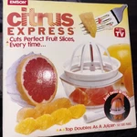 Emson Citrus Express Fruit Slicer Juicer - As Seen Tv Kitchen Gadget Nib. Fixed Price $14.00.
