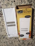 Euro Kitchen Professional Shredder. Dual Cutting Multi-blade Shredding Board.. Fixed Price $8.50.