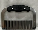 Pampered Chef Crinkle Cutter Manual Food Slicer, Stainless Wavy Blade Handle. Fixed Price $9.80.
