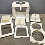 Williams Sonoma Professional Multi Chopper Fruit & Vegetable Dicer Slicer Corer. Fixed Price $34.95.