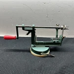 Vtg Norpro Apple Master Corer Slicer Peeler Green Hand Crank Suction Base Potato. Fixed Price $10.00.