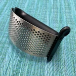 Pampered Chef Garlic Smash & Paste #2579 W Cleaning Tool Black Curved Press. Fixed Price $10.99.
