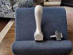 Pampered Chef Garlic Press With Cleaning Tool #2575 Matte Silver. Fixed Price $14.00.