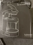 Professionel 4 Blade Spiralizer Vegetable Slicer. Fixed Price $11.75.