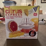 Emson Citrus Express Fruit Slicer Juicer As Seen Tv Kitchen Gadget New In Box. Fixed Price $14.99.