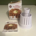 Norpro Onion Blossom Maker With Core Remover & Recipe Guide- New/open Box/sealed. Fixed Price $11.99.